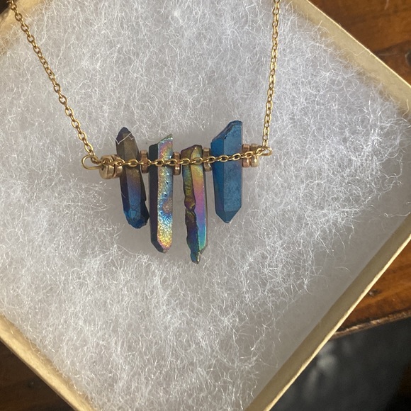 Handmade rainbow quartz necklace - Picture 4 of 5